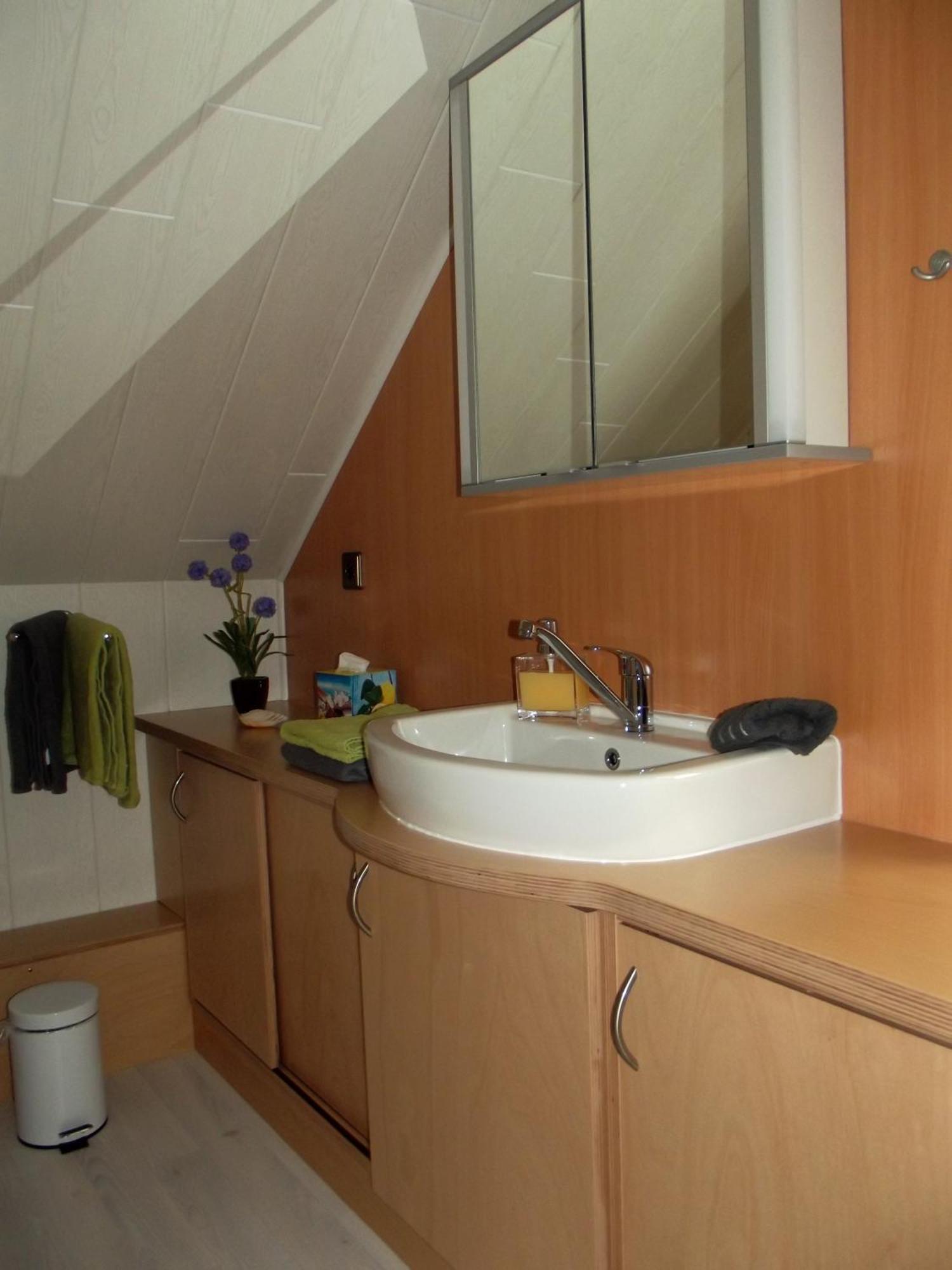Buedingen-Ferienwohnung Bausch Экстерьер фото